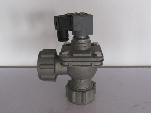 直角帶(dai)螺母式電磁脈沖(chong)閥